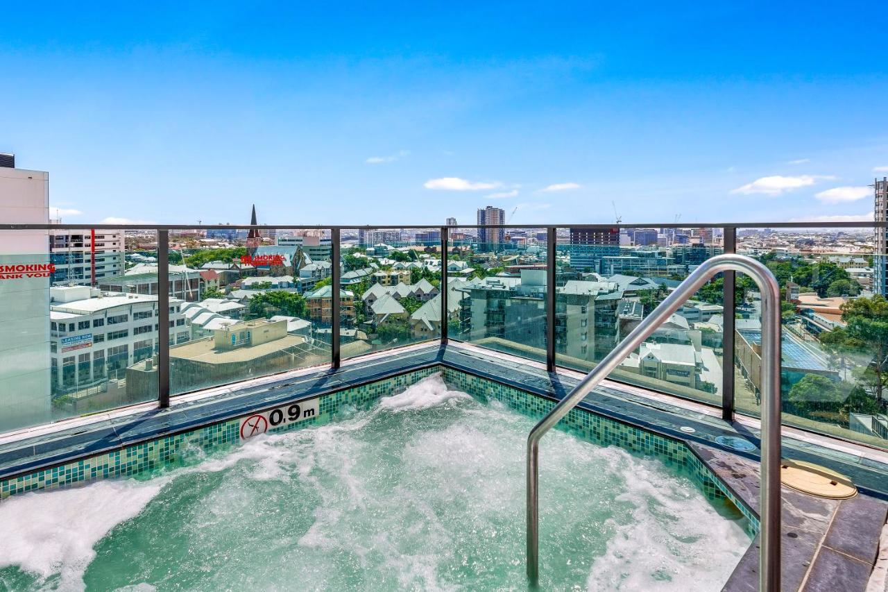 Quattro On Astor Aparthotel Μπρίσμπεϊν Εξωτερικό φωτογραφία
